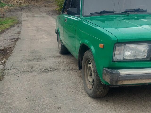 ВАЗ 2105 1983 в Павлограде на Automoto.ua Зеленый ВАЗ 2105, объемом двигателя 0 л и пробегом 100 тыс. км за 1071 $, фото 7 на Automoto.ua