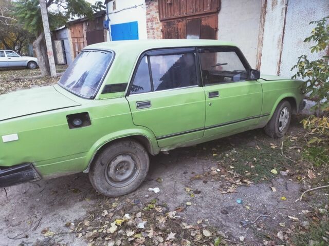 ВАЗ 2105 1984 в Кропивницком (Кировограде) на Automoto.ua Зеленый ВАЗ 2105, объемом двигателя 1.5 л и пробегом 800 тыс. км за 253 $, фото 3 на Automoto.ua
