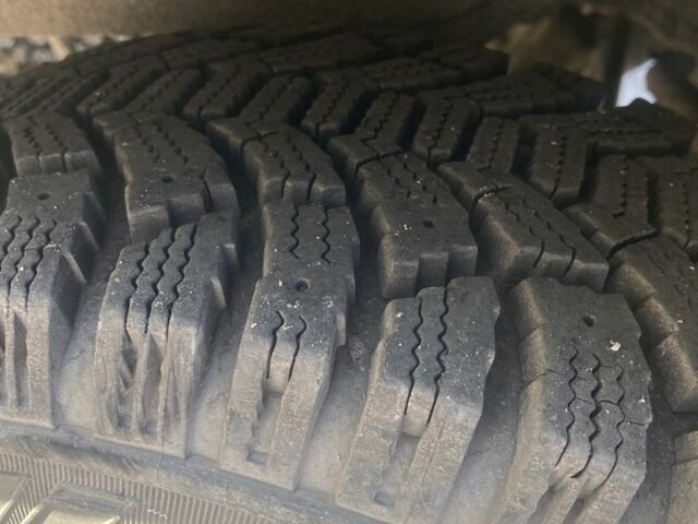 Зелений ВАЗ 2105, об'ємом двигуна 1.5 л та пробігом 313 тис. км за 600 $, фото 4 на Automoto.ua