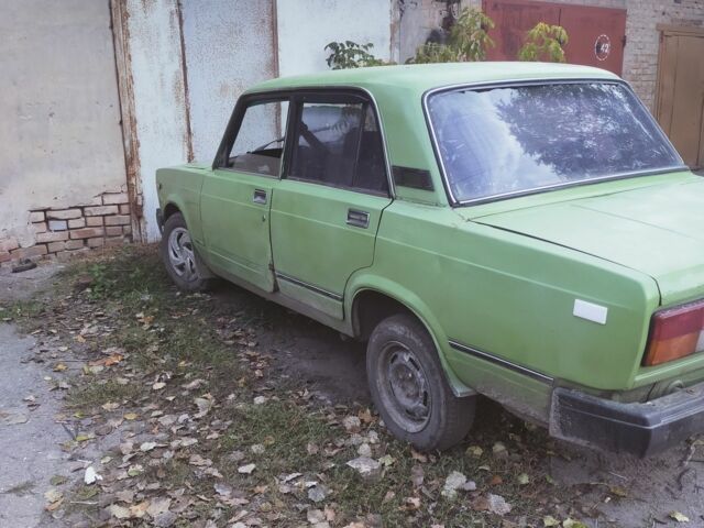 ВАЗ 2105 1984 в Кропивницком (Кировограде) на Automoto.ua Зеленый ВАЗ 2105, объемом двигателя 1.5 л и пробегом 800 тыс. км за 253 $, фото 2 на Automoto.ua