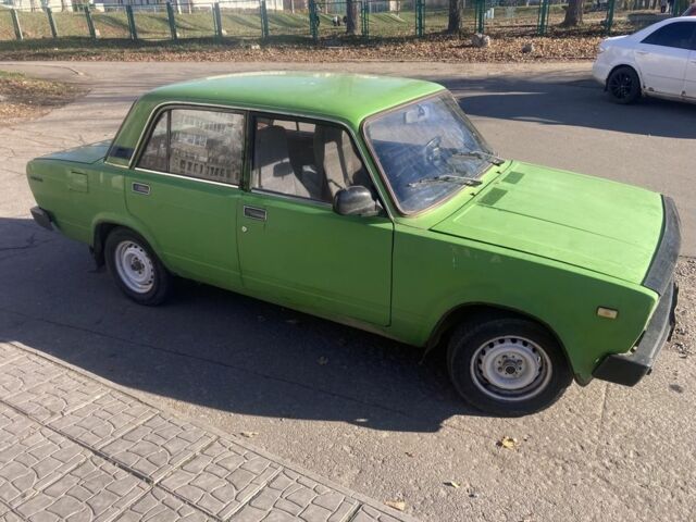 Зелений ВАЗ 2105, об'ємом двигуна 1.5 л та пробігом 313 тис. км за 600 $, фото 1 на Automoto.ua