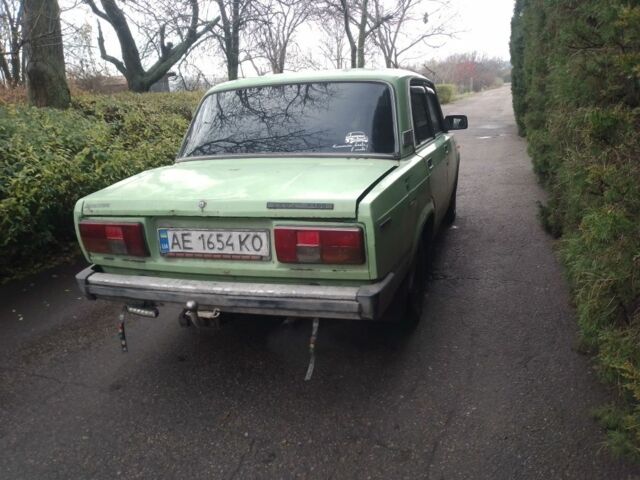 Зеленый ВАЗ 2105, объемом двигателя 1.3 л и пробегом 300 тыс. км за 652 $, фото 3 на Automoto.ua