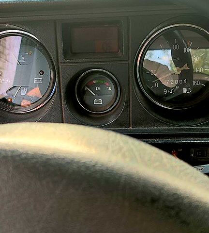 Зеленый ВАЗ 2105, объемом двигателя 1.5 л и пробегом 172 тыс. км за 450 $, фото 4 на Automoto.ua