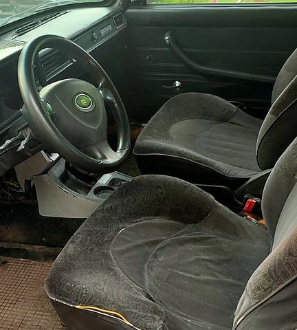 Зеленый ВАЗ 2105, объемом двигателя 1.5 л и пробегом 110 тыс. км за 400 $, фото 1 на Automoto.ua