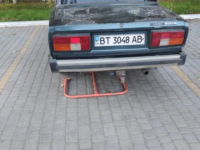 ВАЗ 2105 1985 у Миколаєві на Automoto.ua Зелений ВАЗ 2105, об'ємом двигуна 1.6 л та пробігом 100 тис. км за 700 $, фото 1 на Automoto.ua