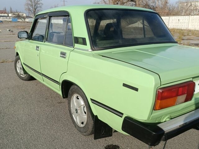 Зеленый ВАЗ 2105, объемом двигателя 0 л и пробегом 100 тыс. км за 800 $, фото 1 на Automoto.ua