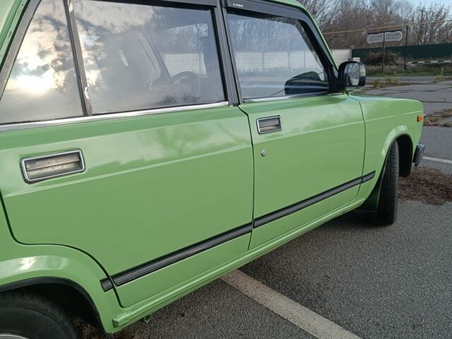 Зеленый ВАЗ 2105, объемом двигателя 0 л и пробегом 100 тыс. км за 800 $, фото 3 на Automoto.ua