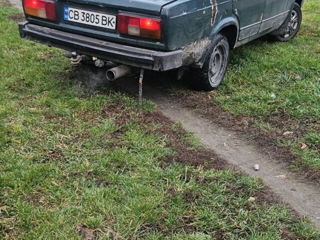 Зелений ВАЗ 2105, об'ємом двигуна 1.5 л та пробігом 1000 тис. км за 450 $, фото 2 на Automoto.ua