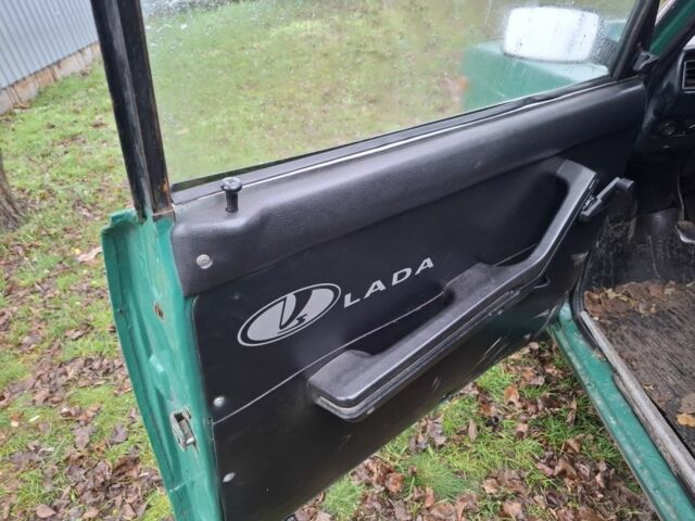 Зеленый ВАЗ 2105, объемом двигателя 0 л и пробегом 300 тыс. км за 428 $, фото 14 на Automoto.ua