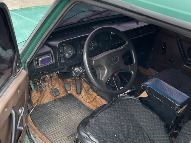 Зеленый ВАЗ 2105, объемом двигателя 1.2 л и пробегом 3 тыс. км за 1000 $, фото 6 на Automoto.ua