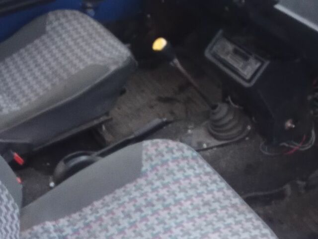 Зеленый ВАЗ 2105, объемом двигателя 0 л и пробегом 1000 тыс. км за 379 $, фото 3 на Automoto.ua