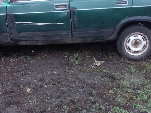 Зеленый ВАЗ 2105, объемом двигателя 0 л и пробегом 1000 тыс. км за 379 $, фото 6 на Automoto.ua