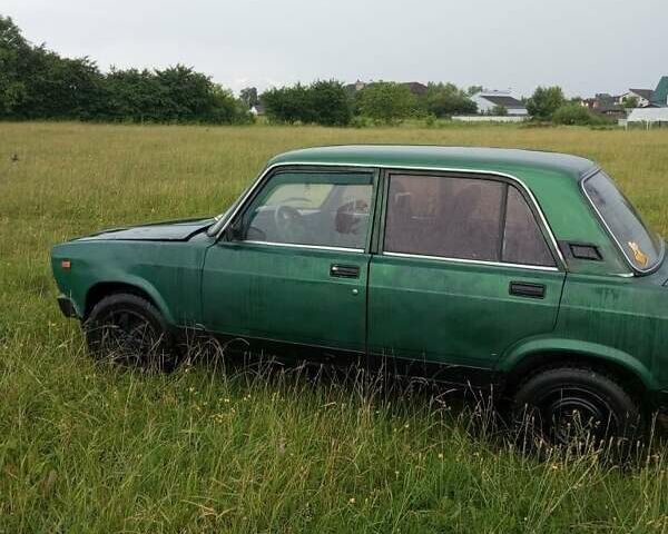 Зеленый ВАЗ 2105, объемом двигателя 1 л и пробегом 99 тыс. км за 413 $, фото 3 на Automoto.ua