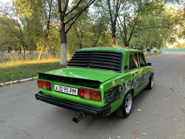 Зеленый ВАЗ 2105, объемом двигателя 2 л и пробегом 1 тыс. км за 1999 $, фото 6 на Automoto.ua