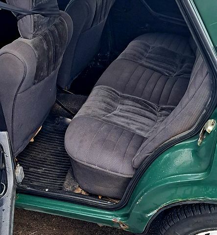 Зеленый ВАЗ 2105, объемом двигателя 15 л и пробегом 0 тыс. км за 630 $, фото 4 на Automoto.ua