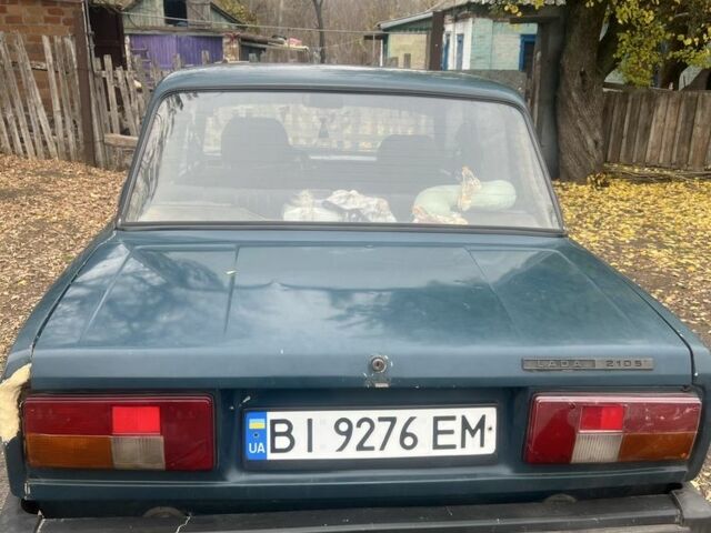 Зеленый ВАЗ 2105, объемом двигателя 1.5 л и пробегом 100 тыс. км за 572 $, фото 3 на Automoto.ua