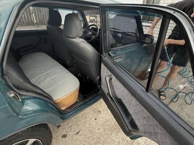 Зеленый ВАЗ 2105, объемом двигателя 1.5 л и пробегом 16 тыс. км за 1241 $, фото 6 на Automoto.ua