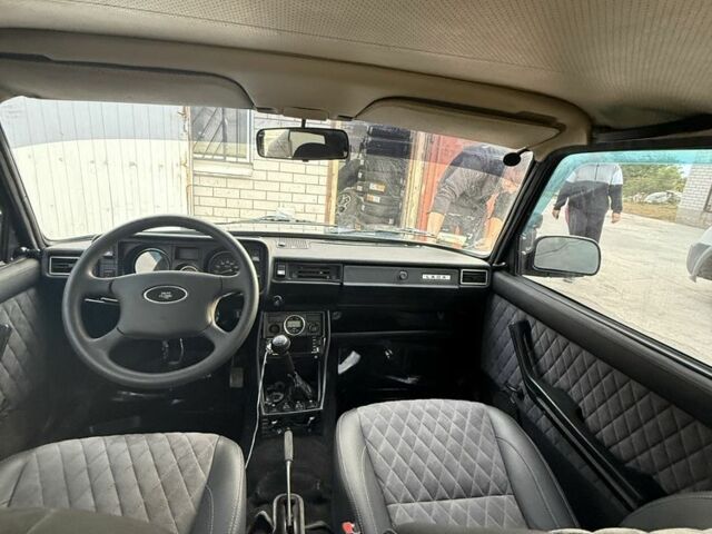 Зеленый ВАЗ 2105, объемом двигателя 1.5 л и пробегом 16 тыс. км за 1241 $, фото 4 на Automoto.ua