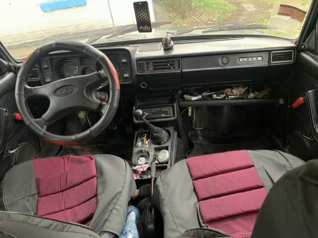 ВАЗ 2105 1998 у Борисполе на Automoto.ua Зелений ВАЗ 2105, об'ємом двигуна 1.5 л та пробігом 161 тис. км за 450 $, фото 7 на Automoto.ua