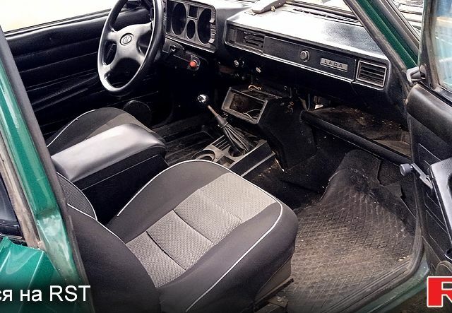 Зелений ВАЗ 2105, об'ємом двигуна 1.5 л та пробігом 0 тис. км за 799 $, фото 3 на Automoto.ua