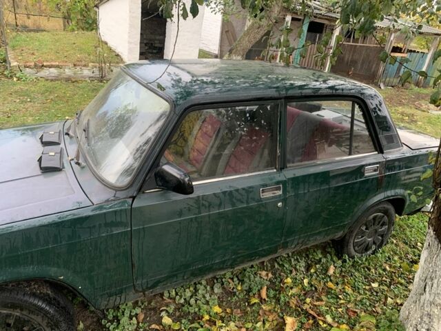 ВАЗ 2105 1998 у Борисполе на Automoto.ua Зелений ВАЗ 2105, об'ємом двигуна 1.5 л та пробігом 161 тис. км за 450 $, фото 3 на Automoto.ua