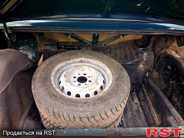 Зелений ВАЗ 2105, об'ємом двигуна 1.5 л та пробігом 316 тис. км за 1100 $, фото 4 на Automoto.ua