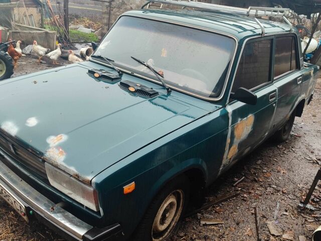 Зеленый ВАЗ 2105, объемом двигателя 1.3 л и пробегом 36 тыс. км за 378 $, фото 2 на Automoto.ua