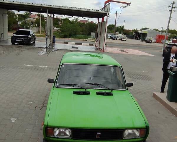 Зеленый ВАЗ 2105, объемом двигателя 1.45 л и пробегом 50 тыс. км за 850 $, фото 2 на Automoto.ua