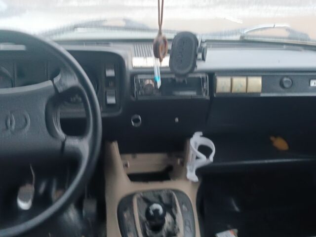 Зелений ВАЗ 2105, об'ємом двигуна 1.5 л та пробігом 1 тис. км за 1000 $, фото 2 на Automoto.ua