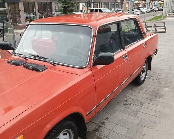 Оранжевый ВАЗ 2105, объемом двигателя 1.3 л и пробегом 100 тыс. км за 700 $, фото 3 на Automoto.ua