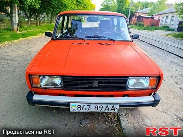 Оранжевый ВАЗ 2105, объемом двигателя 1.5 л и пробегом 145 тыс. км за 600 $, фото 1 на Automoto.ua