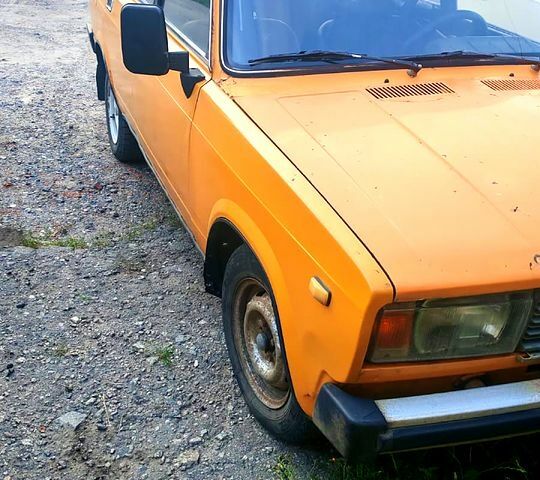 Оранжевый ВАЗ 2105, объемом двигателя 1.5 л и пробегом 76 тыс. км за 550 $, фото 2 на Automoto.ua