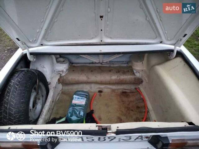 Белый ВАЗ 2106, объемом двигателя 1.6 л и пробегом 70 тыс. км за 600 $, фото 11 на Automoto.ua