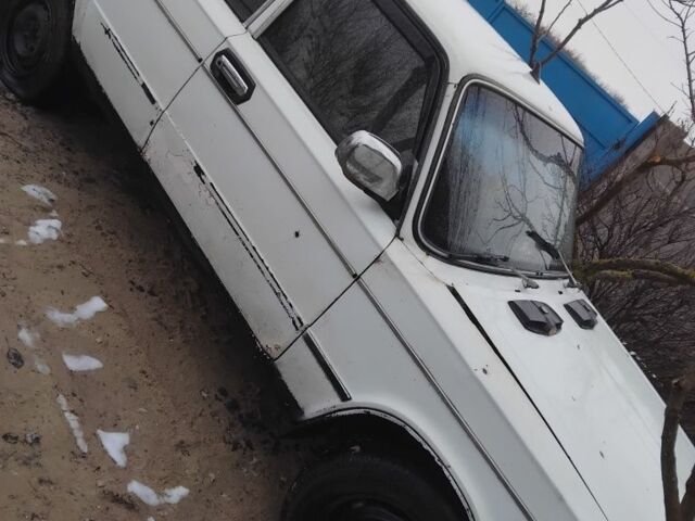 Білий ВАЗ 2106, об'ємом двигуна 0 л та пробігом 120 тис. км за 591 $, фото 2 на Automoto.ua