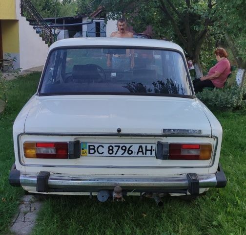 Белый ВАЗ 2106, объемом двигателя 1.3 л и пробегом 100 тыс. км за 800 $, фото 1 на Automoto.ua