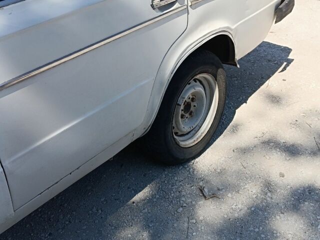 Белый ВАЗ 2106, объемом двигателя 2 л и пробегом 150 тыс. км за 426 $, фото 2 на Automoto.ua