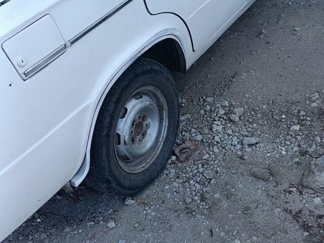 Белый ВАЗ 2106, объемом двигателя 2 л и пробегом 150 тыс. км за 426 $, фото 3 на Automoto.ua