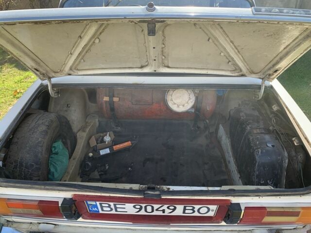 ВАЗ 2106 1990 в Николаеве на Automoto.ua Белый ВАЗ 2106, объемом двигателя 1.3 л и пробегом 3 тыс. км за 1000 $, фото 7 на Automoto.ua