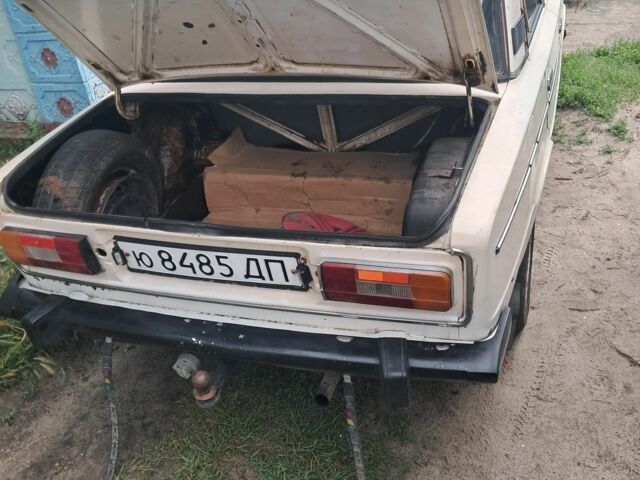 Белый ВАЗ 2106, объемом двигателя 0 л и пробегом 97 тыс. км за 514 $, фото 6 на Automoto.ua