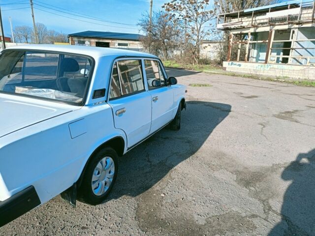 Белый ВАЗ 2106, объемом двигателя 1.6 л и пробегом 61 тыс. км за 800 $, фото 2 на Automoto.ua