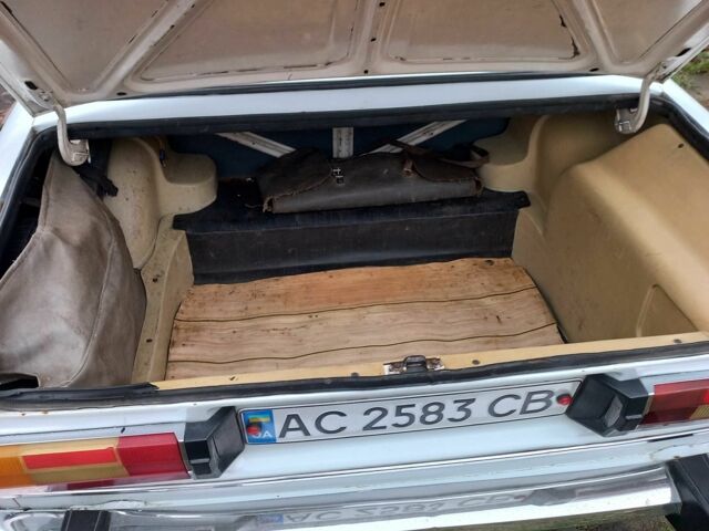 Білий ВАЗ 2106, об'ємом двигуна 1.3 л та пробігом 138 тис. км за 900 $, фото 9 на Automoto.ua