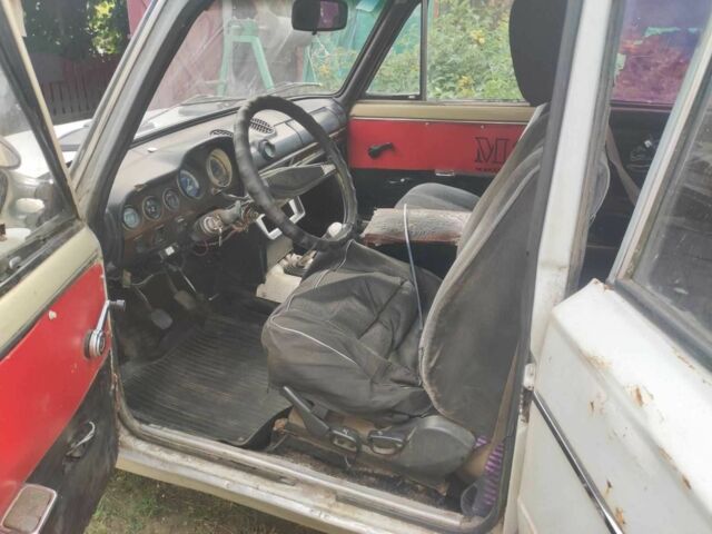 Білий ВАЗ 2106, об'ємом двигуна 0 л та пробігом 1000 тис. км за 271 $, фото 1 на Automoto.ua