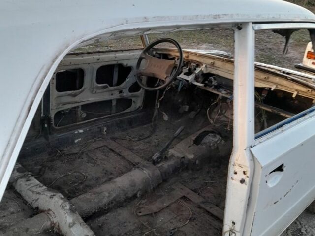 Белый ВАЗ 2106, объемом двигателя 1.6 л и пробегом 1000 тыс. км за 200 $, фото 8 на Automoto.ua