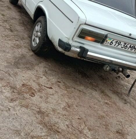 Білий ВАЗ 2106, об'ємом двигуна 1 л та пробігом 100 тис. км за 700 $, фото 2 на Automoto.ua