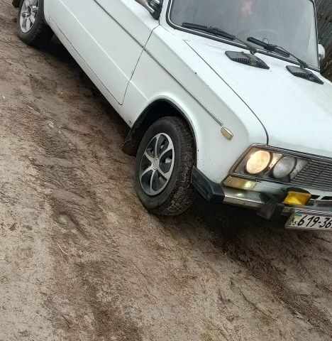 Білий ВАЗ 2106, об'ємом двигуна 1 л та пробігом 100 тис. км за 700 $, фото 1 на Automoto.ua
