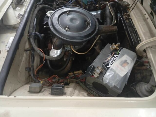 Белый ВАЗ 2106, объемом двигателя 1.3 л и пробегом 1 тыс. км за 1000 $, фото 7 на Automoto.ua