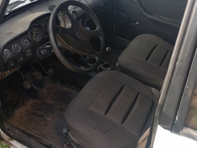 Белый ВАЗ 2106, объемом двигателя 0 л и пробегом 1000 тыс. км за 594 $, фото 1 на Automoto.ua