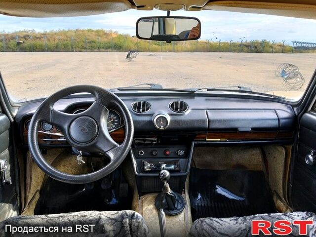 Білий ВАЗ 2106, об'ємом двигуна 1.5 л та пробігом 0 тис. км за 600 $, фото 5 на Automoto.ua