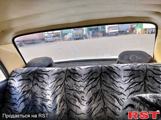 Білий ВАЗ 2106, об'ємом двигуна 1.5 л та пробігом 0 тис. км за 600 $, фото 7 на Automoto.ua