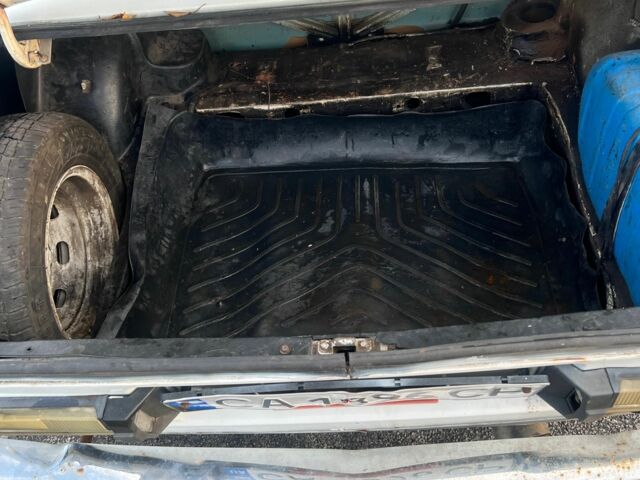 Білий ВАЗ 2106, об'ємом двигуна 1.6 л та пробігом 99 тис. км за 477 $, фото 14 на Automoto.ua